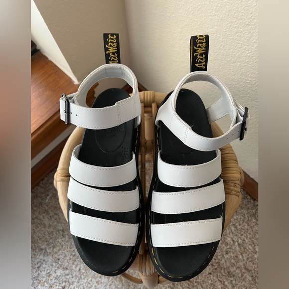 Dr. Martens Blaire Leather Sandals in White (EUC)!! - Picture 6 of 10